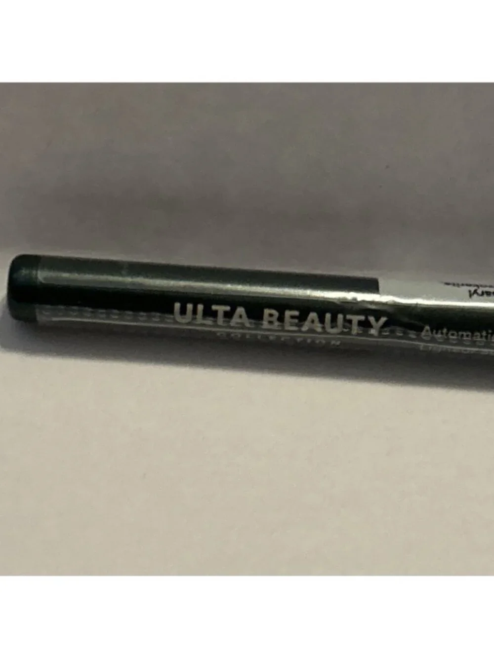 ULTA Beauty Automatic Eye Liner Metallic Emerald Shimmer Green eyeliner pencil